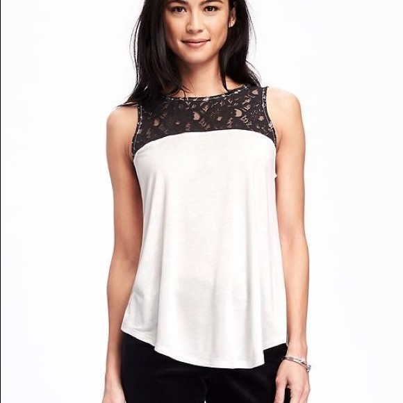 Old navy Red lace yoke swing tank - nwot - Picture 2 of 6